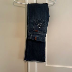Seven for all mankind flare jean. Size 25